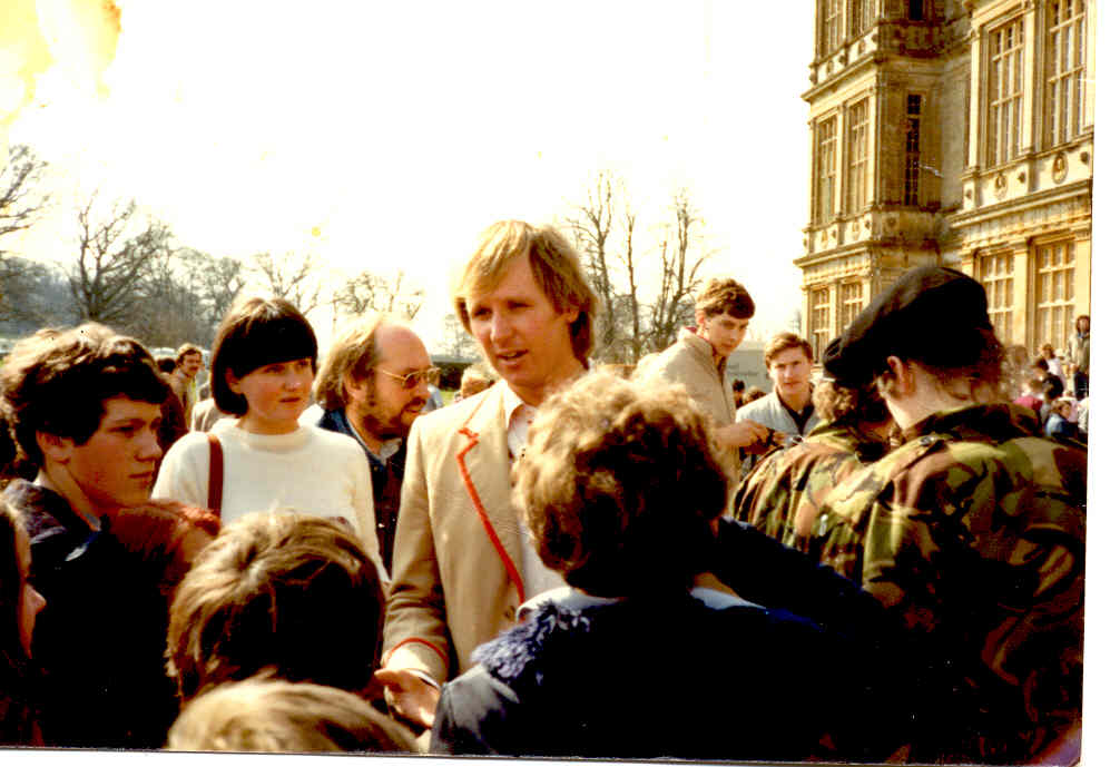 PeterDtalkstome1983.jpg PeterDtalkstome1983.jpg