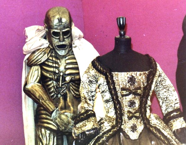 costumes83.jpg